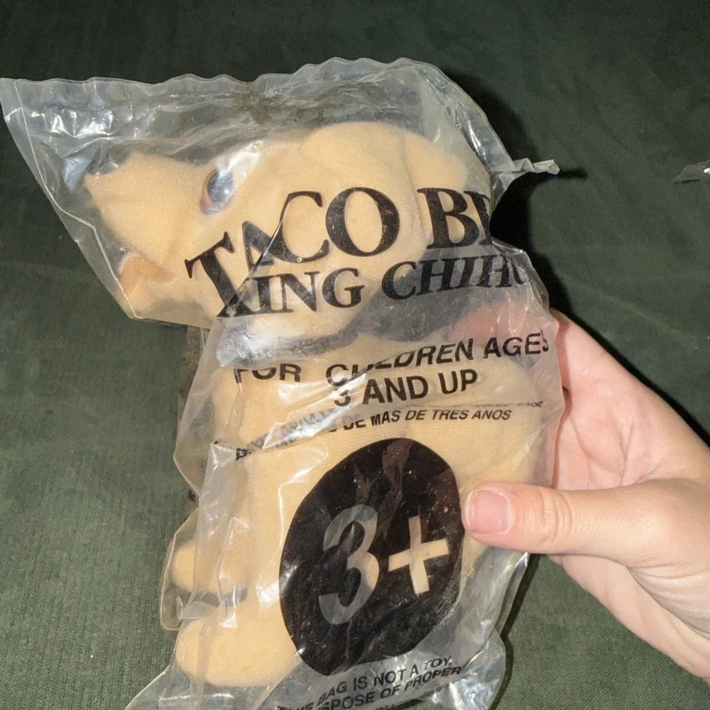 Pair Of Taco Bell Talking Plush Chihuahua Dog Yo Quiero SEALED VTG Works